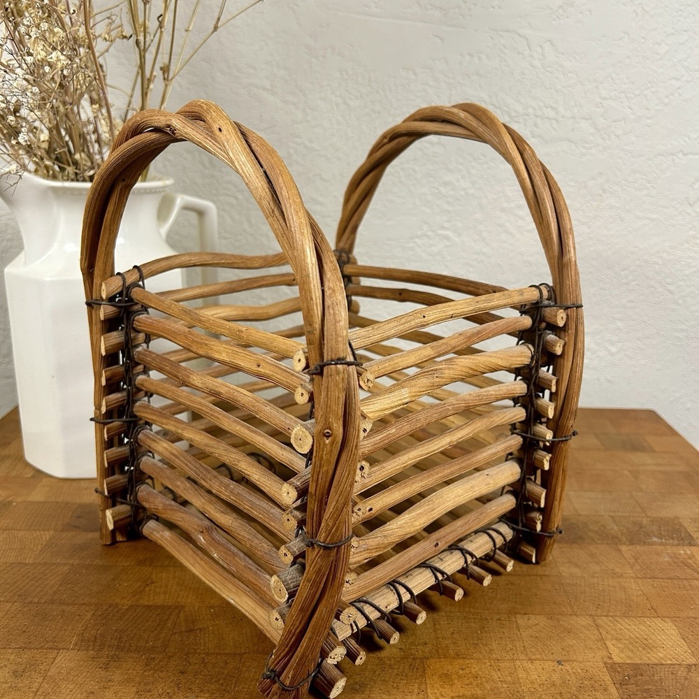 Vintage Adirondack Log Cabin Style Stick Basket Caddy Primitive Cottagecore 90s